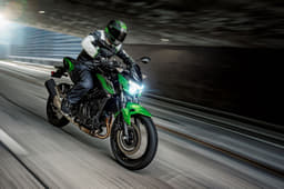2019 Kawasaki Z400 image gallery